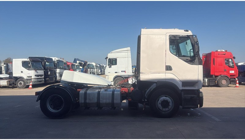 Renault Premium 385 (POMPE MANUELLE / MANUAL PUMP / BOITE MANUELLE / GRAND PONT) - Tractor unit: picture 4 Renault Premium 385 (POMPE MANUELLE / MANUAL PUMP / BOITE MANUELLE / GRAND PONT) - Tractor unit: picture 4