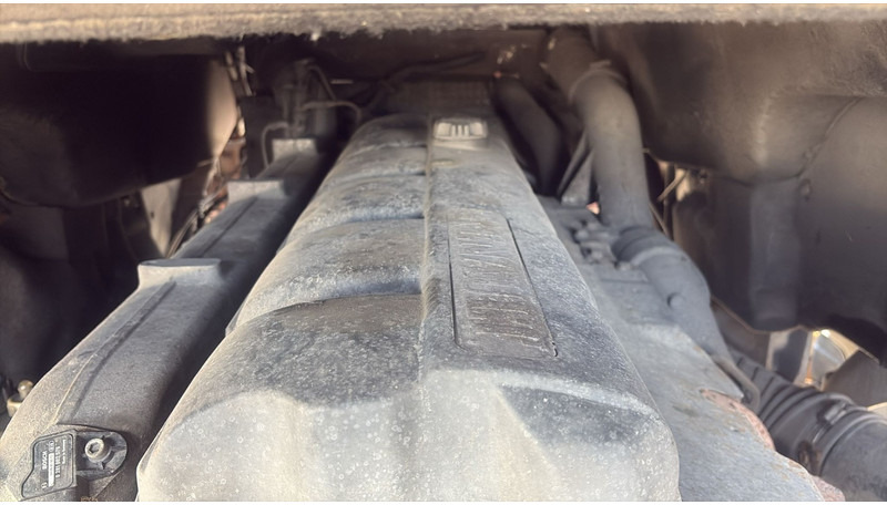 Tractor unit Renault Premium 420 (BOITE MANUELLE / MANUAL GEARBOX): picture 13