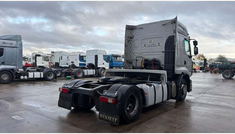 Renault Premium 450 (BOITE MANUELLE / MANUALGEARBOX) - Tractor unit: picture 4 Renault Premium 450 (BOITE MANUELLE / MANUALGEARBOX) - Tractor unit: picture 4