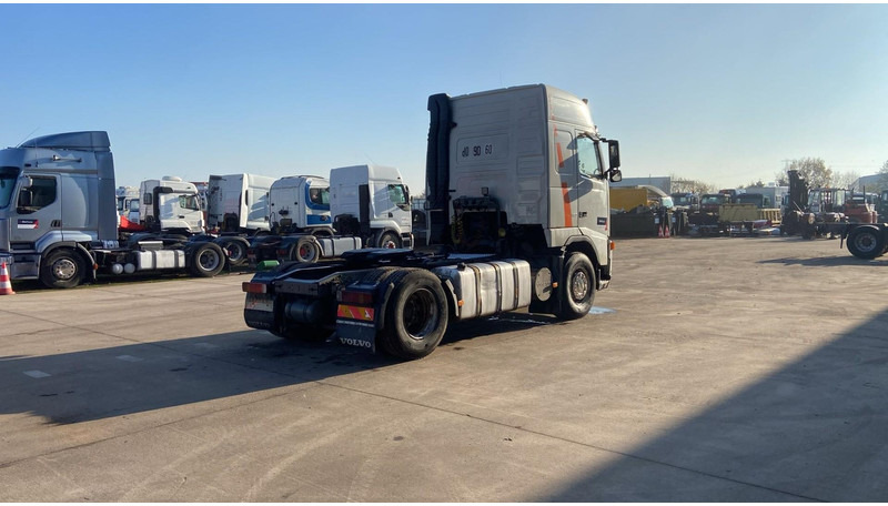 Volvo FH 12.420 (PTO / POMPE HYDRAULIQUE / BOITE MANUELLE / MANUAL GEARBOX) - Tractor unit: picture 5 Volvo FH 12.420 (PTO / POMPE HYDRAULIQUE / BOITE MANUELLE / MANUAL GEARBOX) - Tractor unit: picture 5