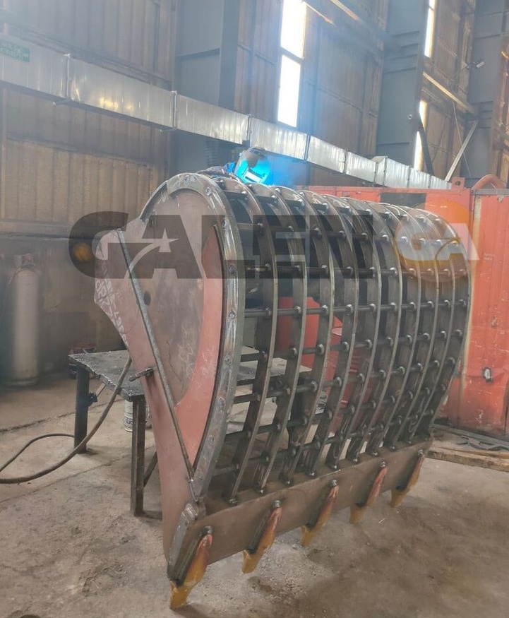 Caterpillar 336 Sorting Bucket - Sorting bucket: picture 5 Caterpillar 336 Sorting Bucket - Sorting bucket: picture 5