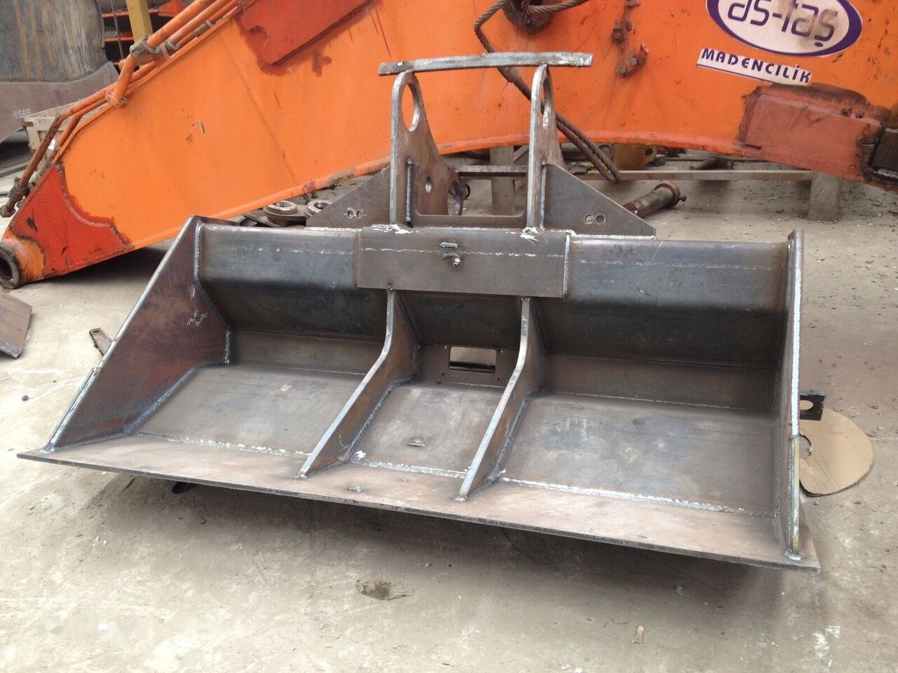 New Excavator bucket Galen VIBRO SLOPE BUCKET: picture 6