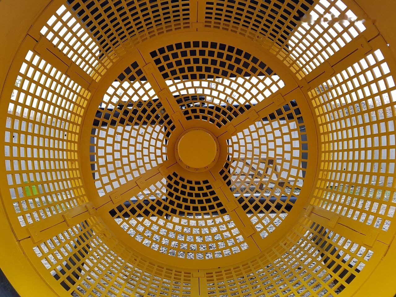 Hitachi Tamburlu Elek Kova (Rotary Screening Bucket) - Sorting bucket: picture 1 Hitachi Tamburlu Elek Kova (Rotary Screening Bucket) - Sorting bucket: picture 1