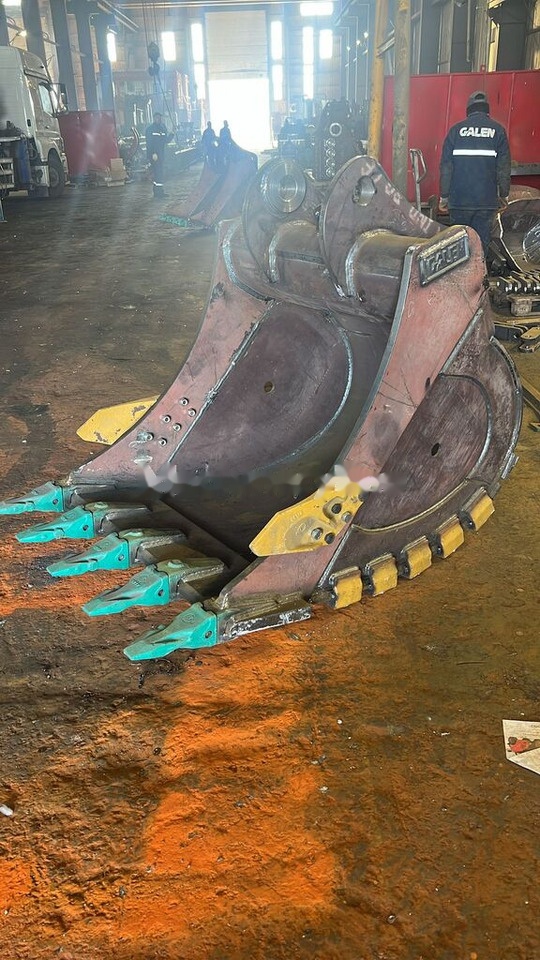 Hyundai HX225 Heavy Duty Bucket - Excavator bucket: picture 1 Hyundai HX225 Heavy Duty Bucket - Excavator bucket: picture 1