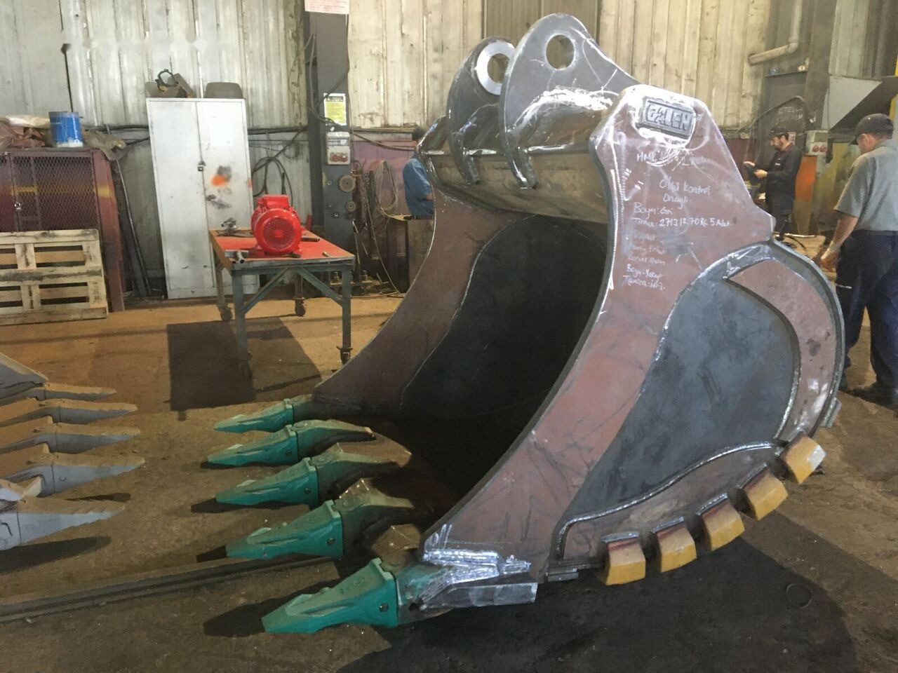 Komatsu PC350 Rock Bucket - Excavator bucket: picture 5 Komatsu PC350 Rock Bucket - Excavator bucket: picture 5