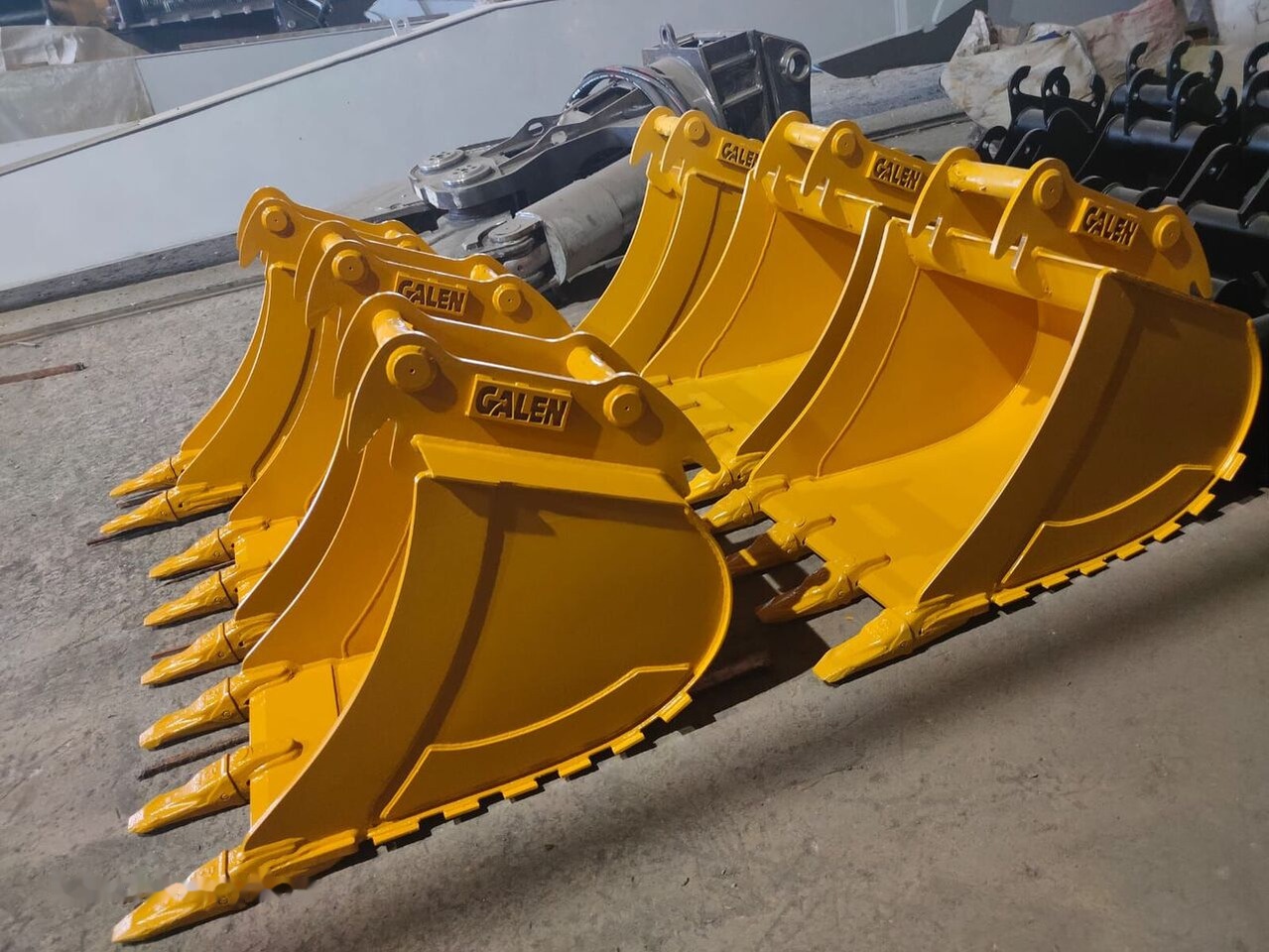 Komatsu PC45 - Excavator bucket: picture 3 Komatsu PC45 - Excavator bucket: picture 3