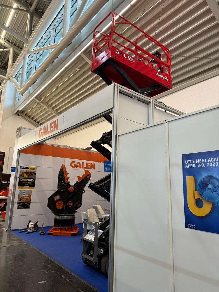 Pulverizer 2300kg - Demolition shears for Attachment: picture 4 Pulverizer 2300kg - Demolition shears for Attachment: picture 4