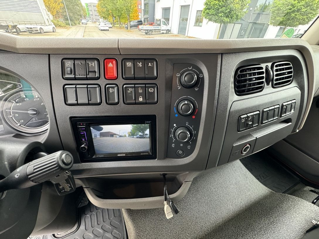 Curtainsider truck DAF LF 290 FA 16t L-Haus Schiebeplane 7,3m LBW AHK: picture 20