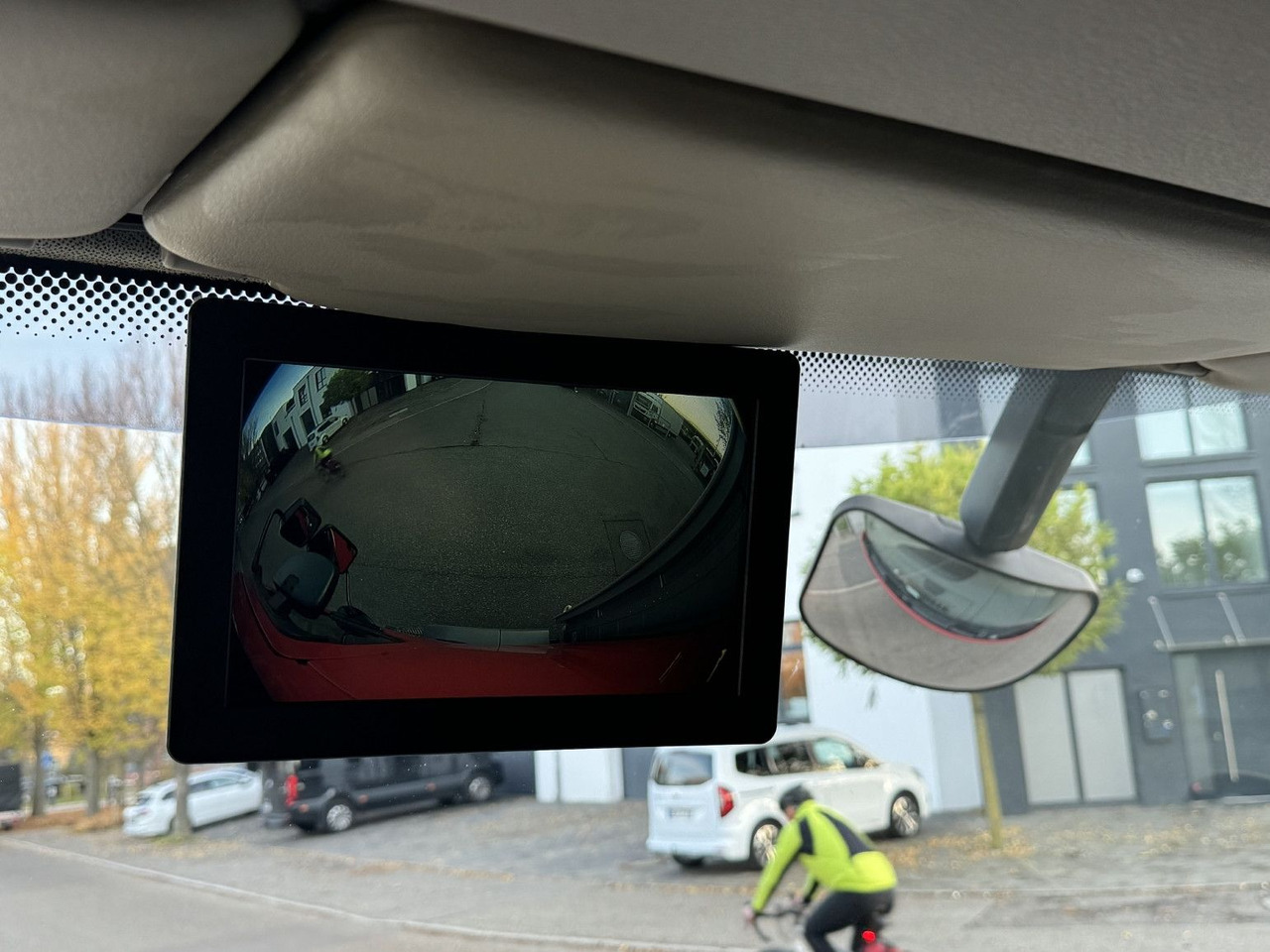 Curtainsider truck DAF LF 290 FA 16t L-Haus Schiebeplane 7,3m LBW AHK: picture 23