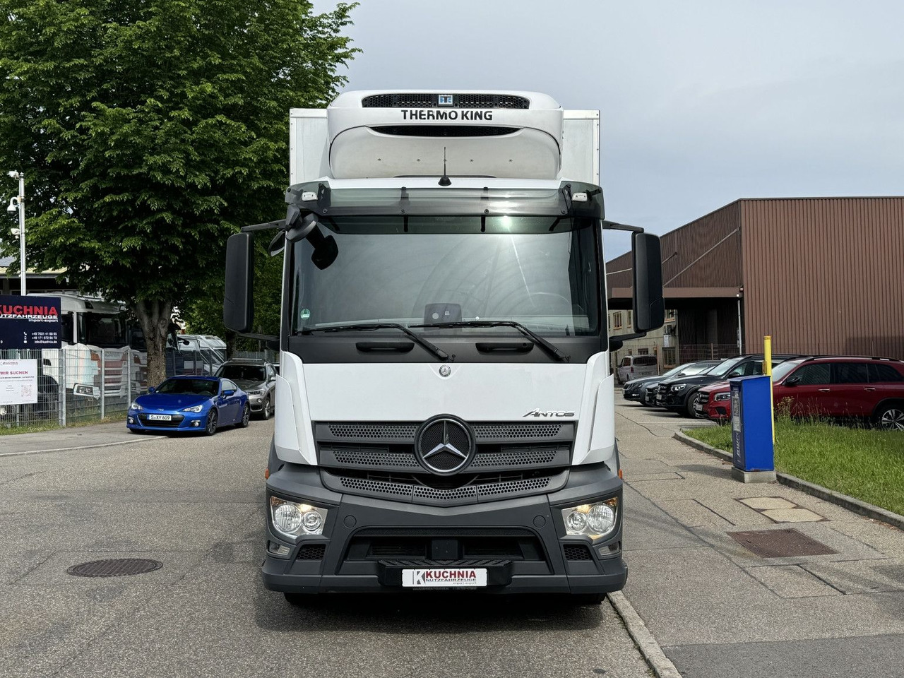 Mercedes-Benz Antos 2533L Kühlkoffer TK T-800R Lenkachse TOP - Refrigerator truck: picture 3 Mercedes-Benz Antos 2533L Kühlkoffer TK T-800R Lenkachse TOP - Refrigerator truck: picture 3