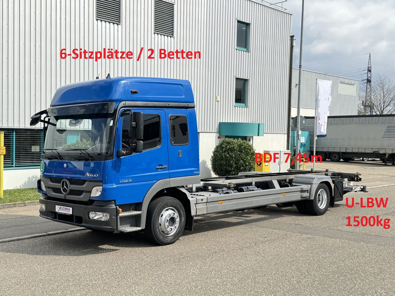 Mercedes-Benz Atego 1529 LL BDF 6-Sitze Umzug u-LBW Gr-Haus - Container transporter/ Swap body truck: picture 1 Mercedes-Benz Atego 1529 LL BDF 6-Sitze Umzug u-LBW Gr-Haus - Container transporter/ Swap body truck: picture 1