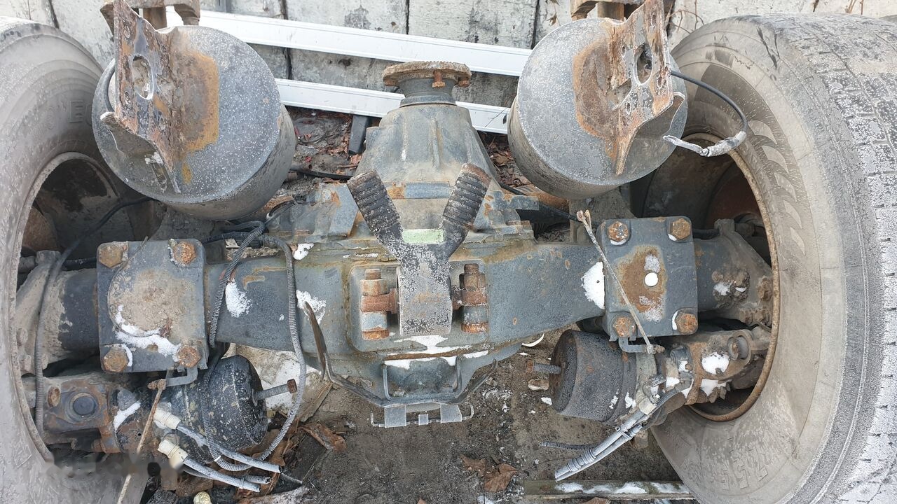 Mercedes-Benz truck - Rear axle for Truck: picture 1 Mercedes-Benz truck - Rear axle for Truck: picture 1
