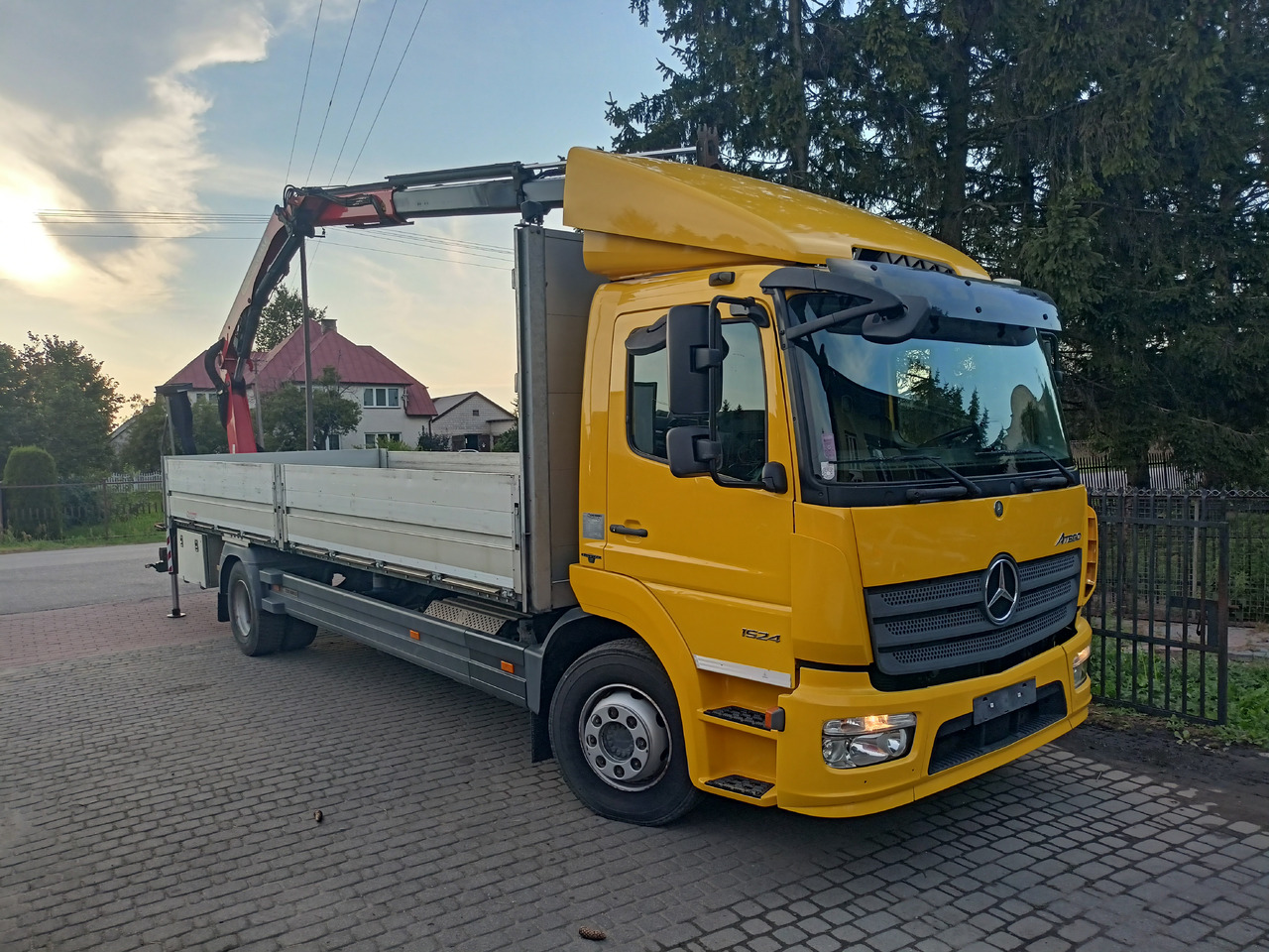 MERCEDES-BENZ Atego 1524 - Crane truck: picture 1 MERCEDES-BENZ Atego 1524 - Crane truck: picture 1