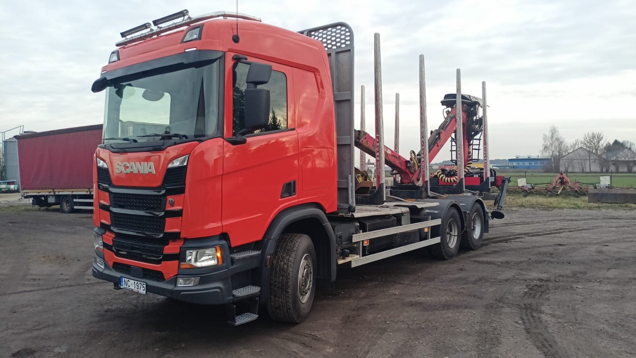 Scania R450 - Timber truck, Crane truck: picture 2 Scania R450 - Timber truck, Crane truck: picture 2