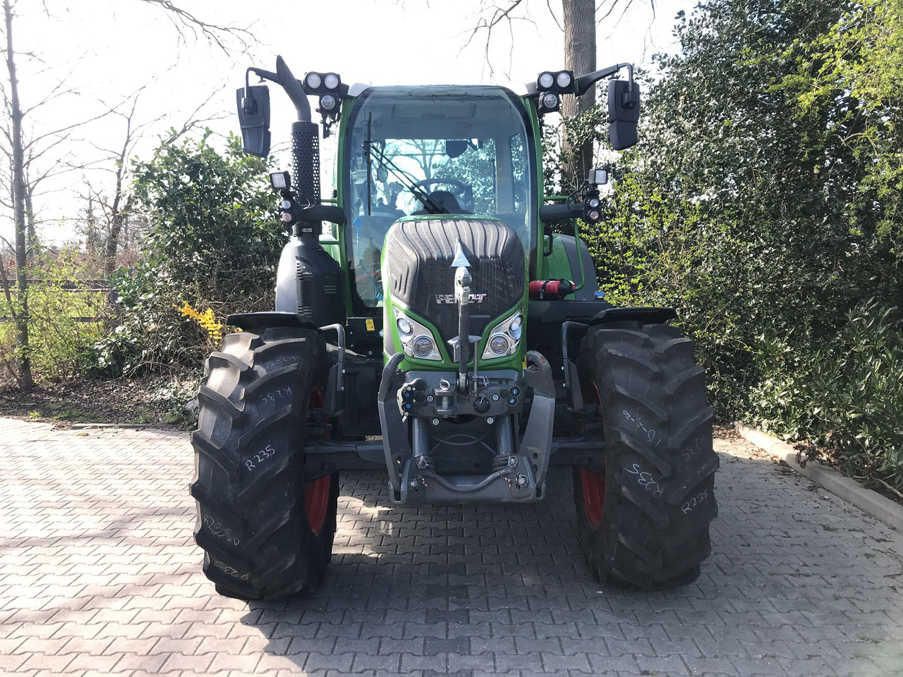 Fendt 513 Vario S4 PowerPlus - Farm tractor: picture 3 Fendt 513 Vario S4 PowerPlus - Farm tractor: picture 3