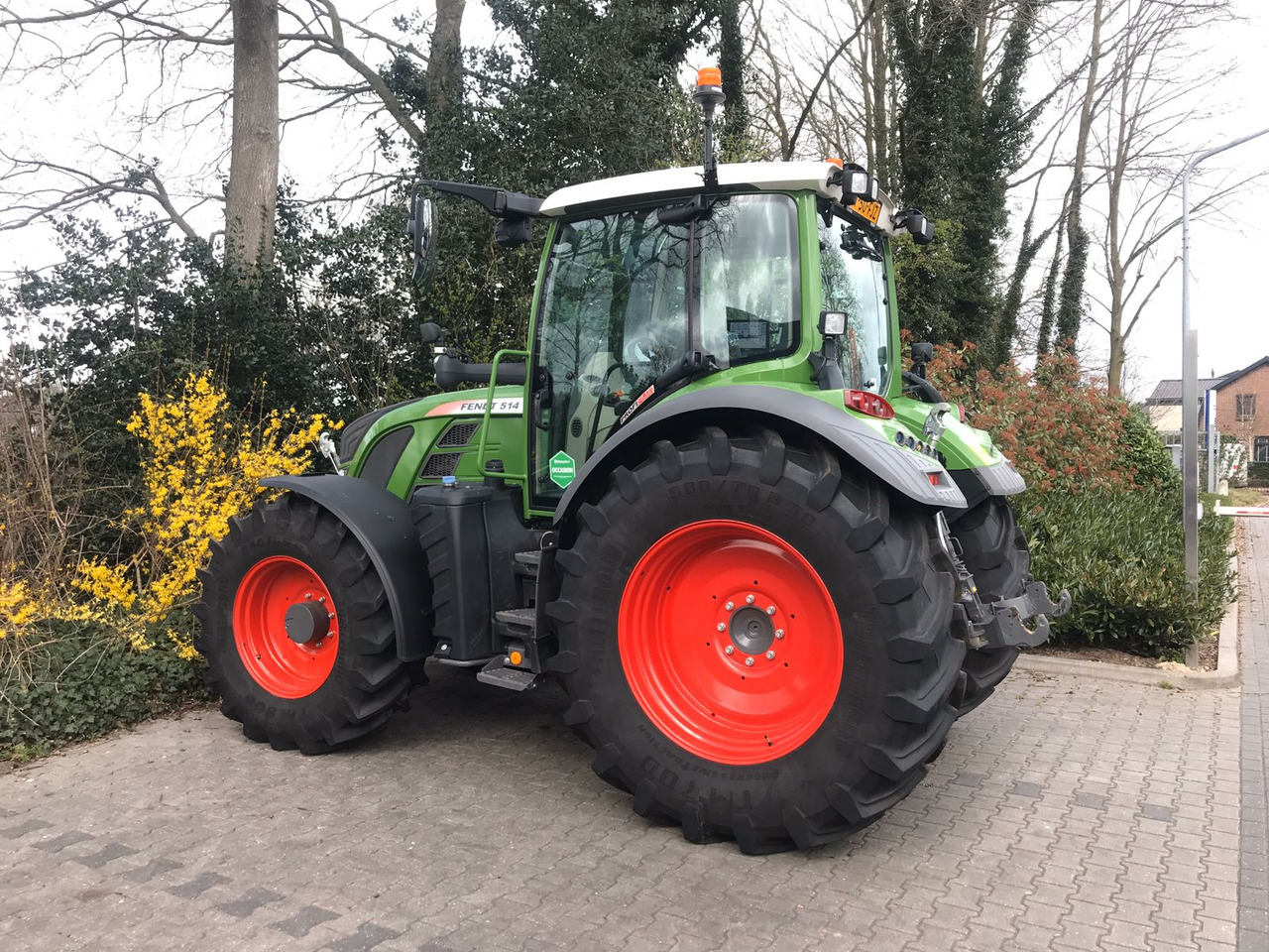 Farm tractor Fendt 514 Vario S4 ProfiPlus: picture 12