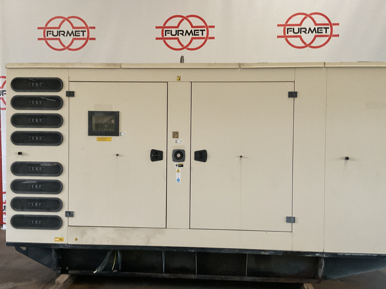 Doosan P158LE, 415KVA generatorset. Like brand new, low hours and complete - Generator set: picture 1 Doosan P158LE, 415KVA generatorset. Like brand new, low hours and complete - Generator set: picture 1