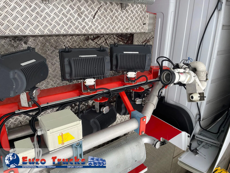 Fire truck Mercedes-Benz Special trailer/brandweer/fire departement/feuerwehr/sapeur pompiers: picture 15
