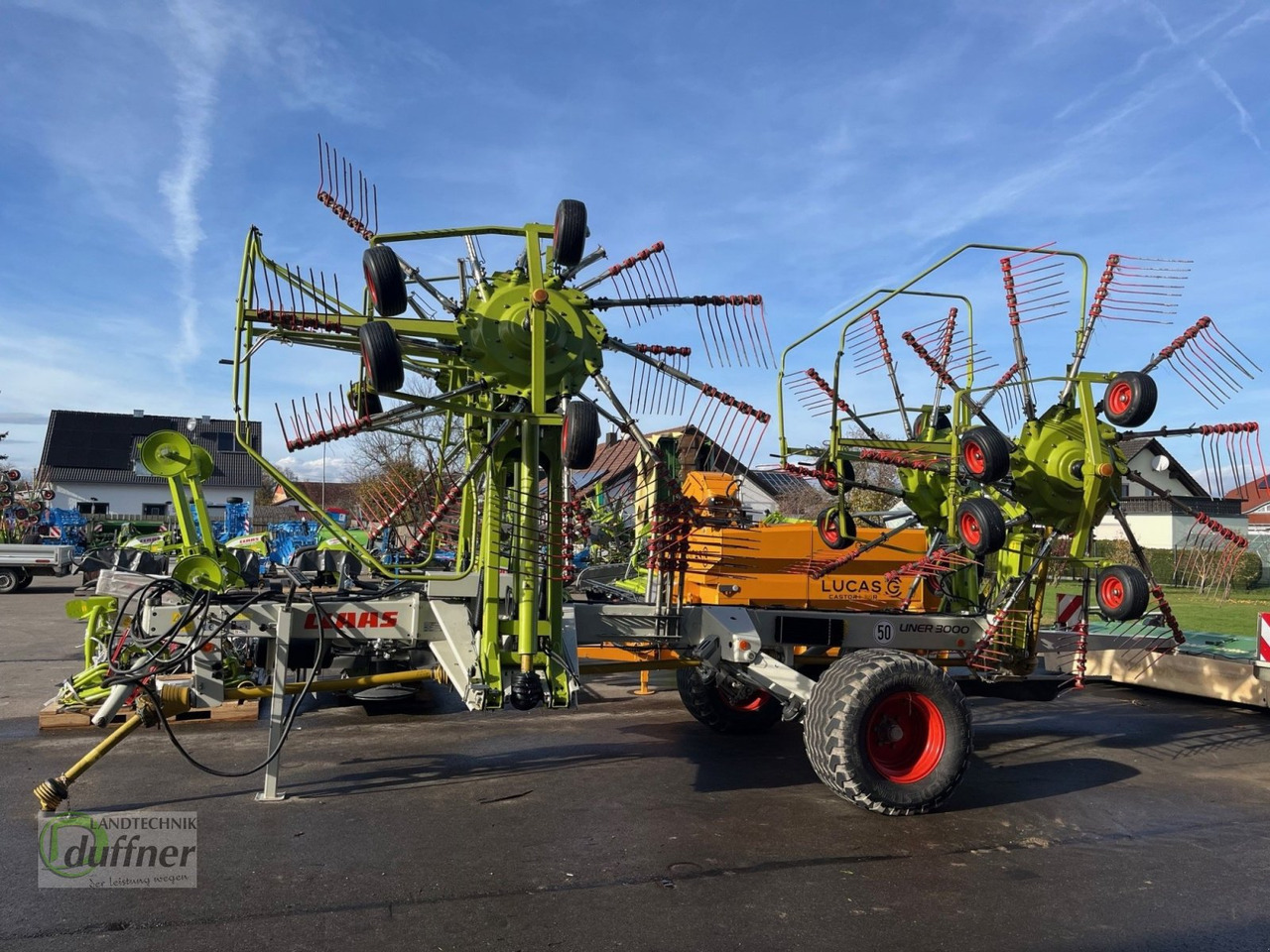 CLAAS Liner 3000 - Tedder/ Rake: picture 4 CLAAS Liner 3000 - Tedder/ Rake: picture 4