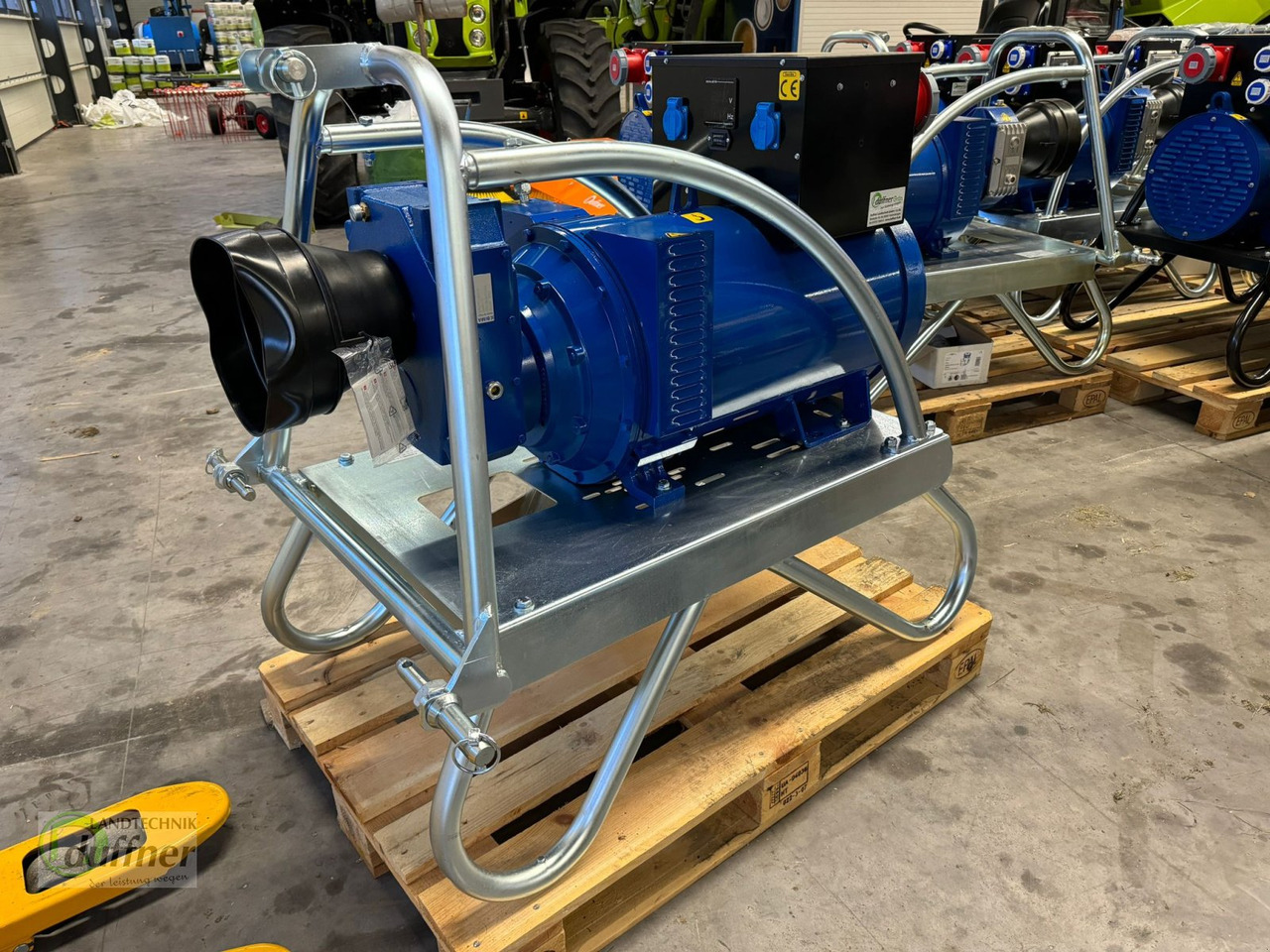 MCC Alte Zapfwellengenerator Stromaggregat Generator in verschiedenen Größen KVA - Soil tillage equipment: picture 1 MCC Alte Zapfwellengenerator Stromaggregat Generator in verschiedenen Größen KVA - Soil tillage equipment: picture 1