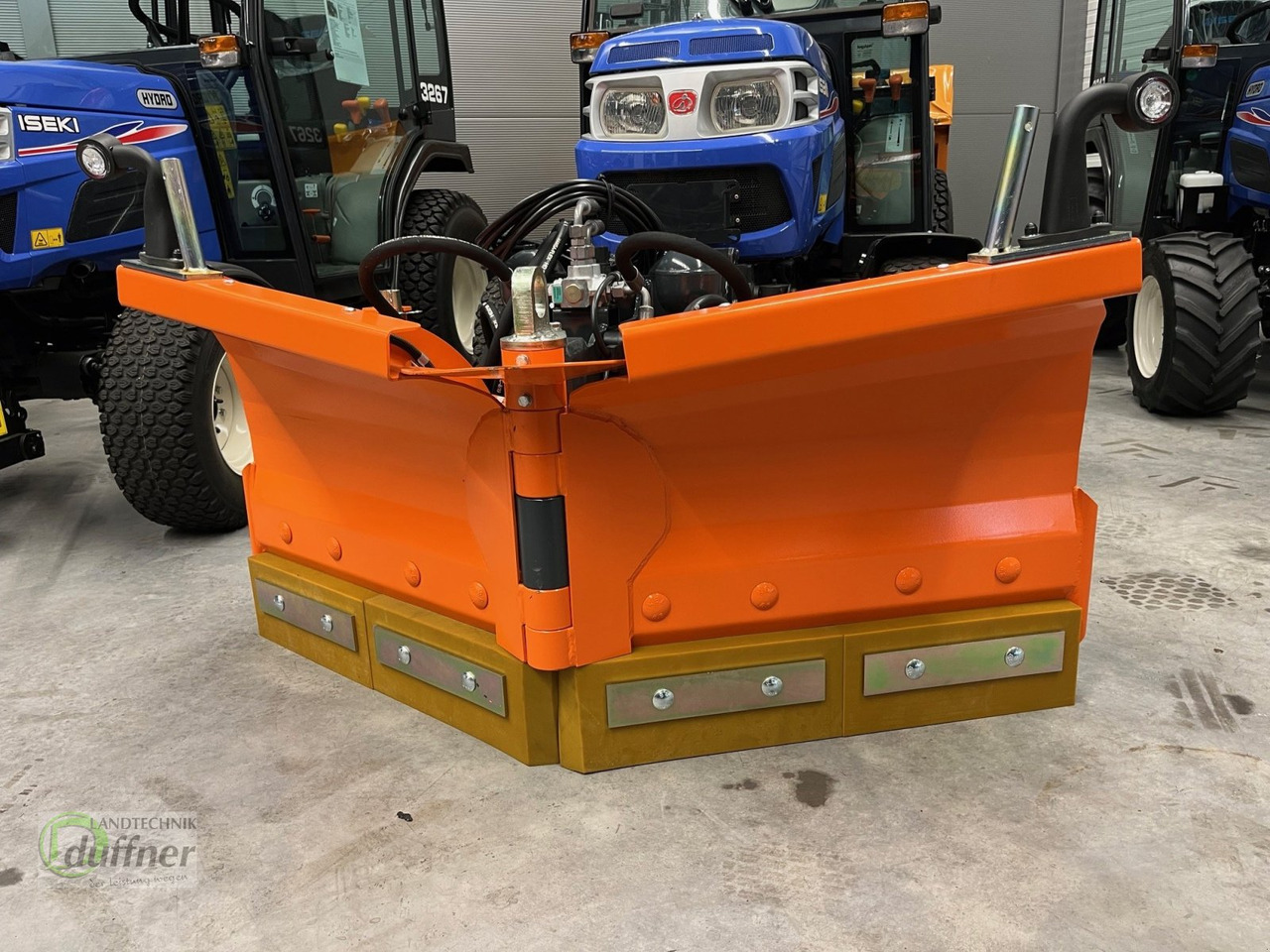 Tuchel Vario 150 - Snow plough for Utility/ Special vehicle: picture 3 Tuchel Vario 150 - Snow plough for Utility/ Special vehicle: picture 3