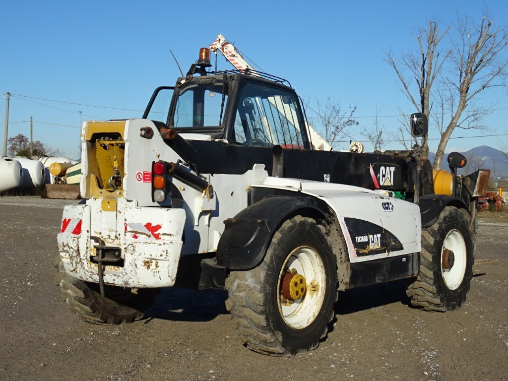 Telescopic handler CATERPILLAR TH360B: picture 6