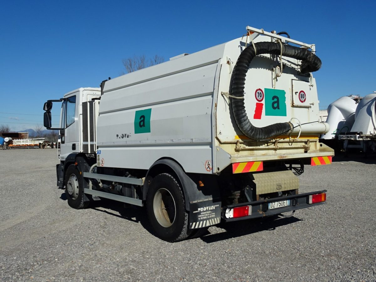 Road sweeper IVECO EUROCARGO 150E22: picture 7 Road sweeper IVECO EUROCARGO 150E22: picture 7