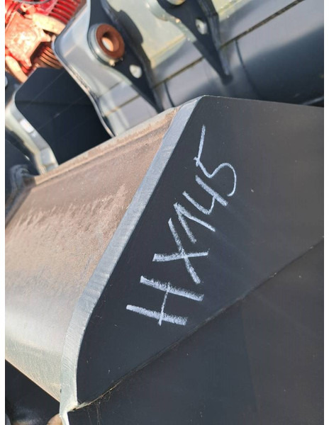 Hyundai Excavator Digging Bucket 140, 61K4-30701 - Bucket for Construction machinery: picture 4 Hyundai Excavator Digging Bucket 140, 61K4-30701 - Bucket for Construction machinery: picture 4