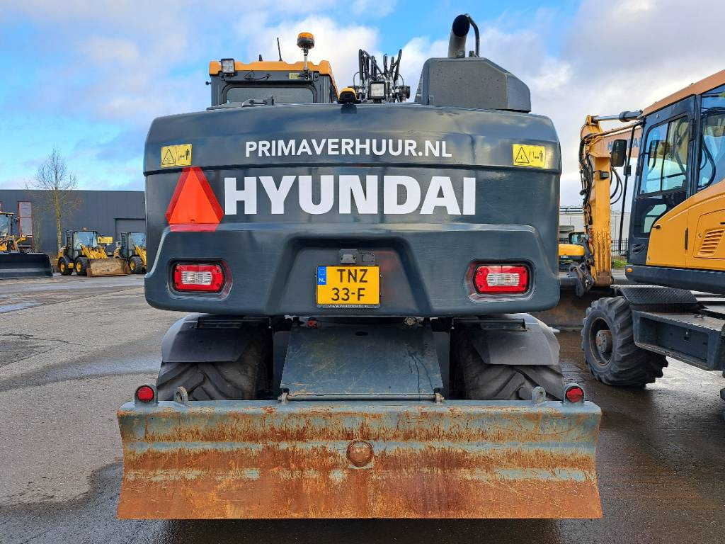 Wheel excavator Hyundai HW140A + Tiltrotator: picture 9