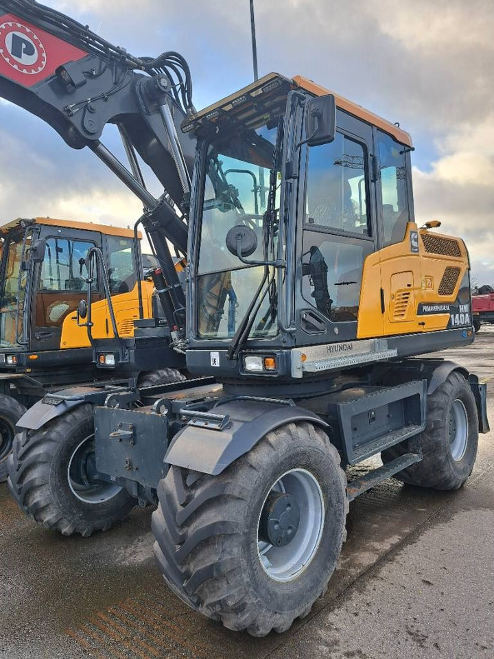 Wheel excavator Hyundai HW140A + Tiltrotator: picture 7