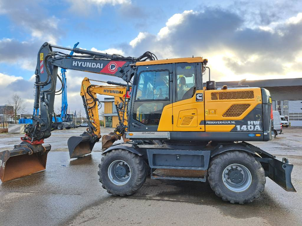 Wheel excavator Hyundai HW140A + Tiltrotator: picture 10