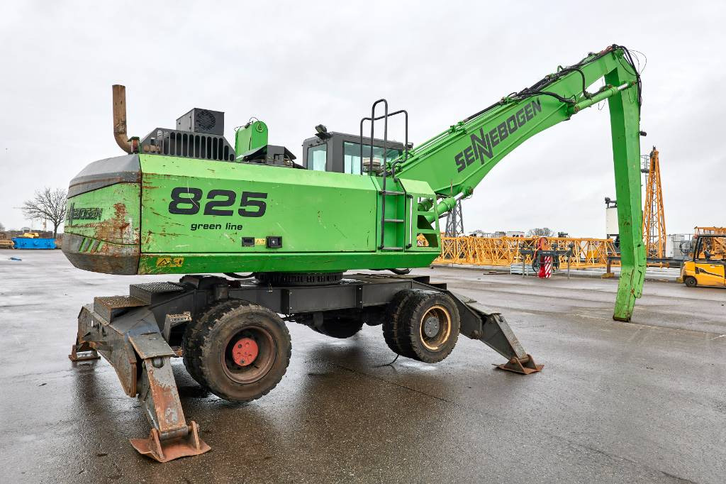 Sennebogen 825M-C - Waste/ Industry handler: picture 2 Sennebogen 825M-C - Waste/ Industry handler: picture 2