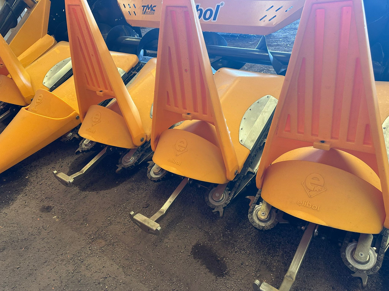 ELİBOL LF03 / 6-75 6 ROWS FOLDABLE CORN HEADER - Corn header: picture 3 ELİBOL LF03 / 6-75 6 ROWS FOLDABLE CORN HEADER - Corn header: picture 3