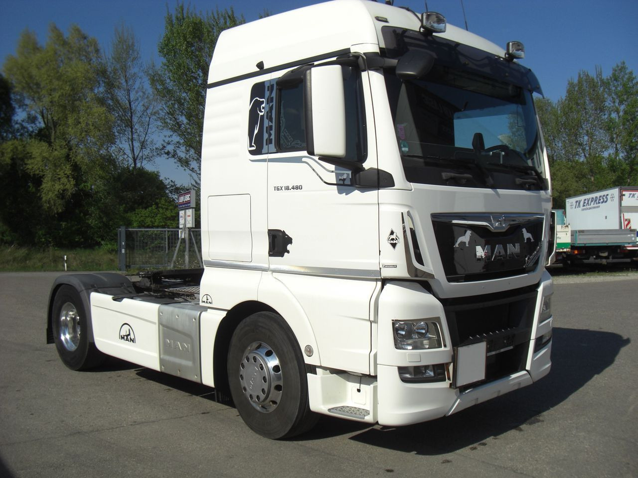 MAN 18480FLS / HYDR/ MANUAL - Tractor unit: picture 2 MAN 18480FLS / HYDR/ MANUAL - Tractor unit: picture 2