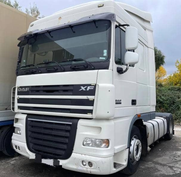 DAF XF 105 - Tractor unit: picture 1 DAF XF 105 - Tractor unit: picture 1