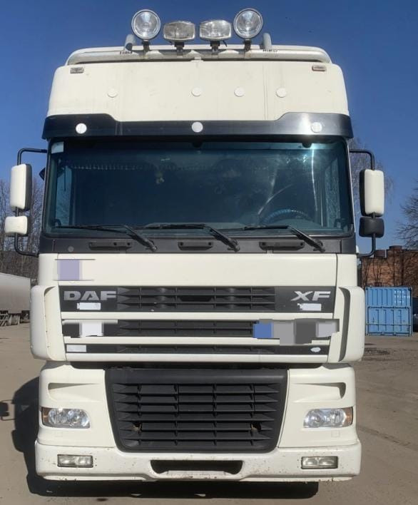 DAF XF 95 - Tractor unit: picture 1 DAF XF 95 - Tractor unit: picture 1