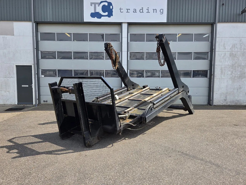 Diversen 14 ton Portaal systeem. haakarm en kabel systeem - Cable system truck: picture 1 Diversen 14 ton Portaal systeem. haakarm en kabel systeem - Cable system truck: picture 1
