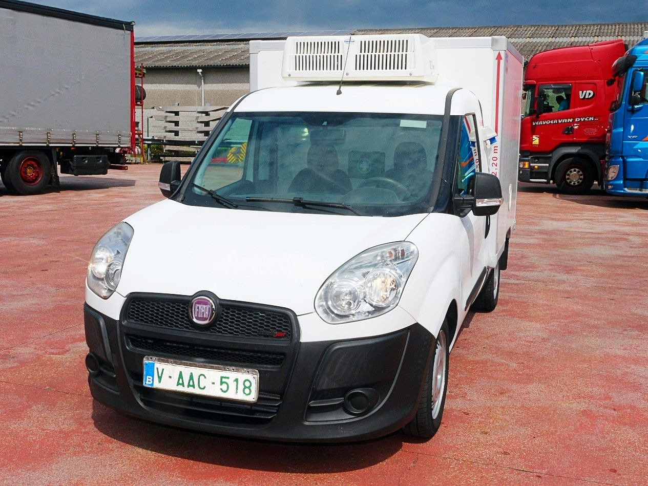 Fiat DOBLO 1.3 KUHLKOFFER RELEC FROID TR 22 -20C - Refrigerated van: picture 4 Fiat DOBLO 1.3 KUHLKOFFER RELEC FROID TR 22 -20C - Refrigerated van: picture 4