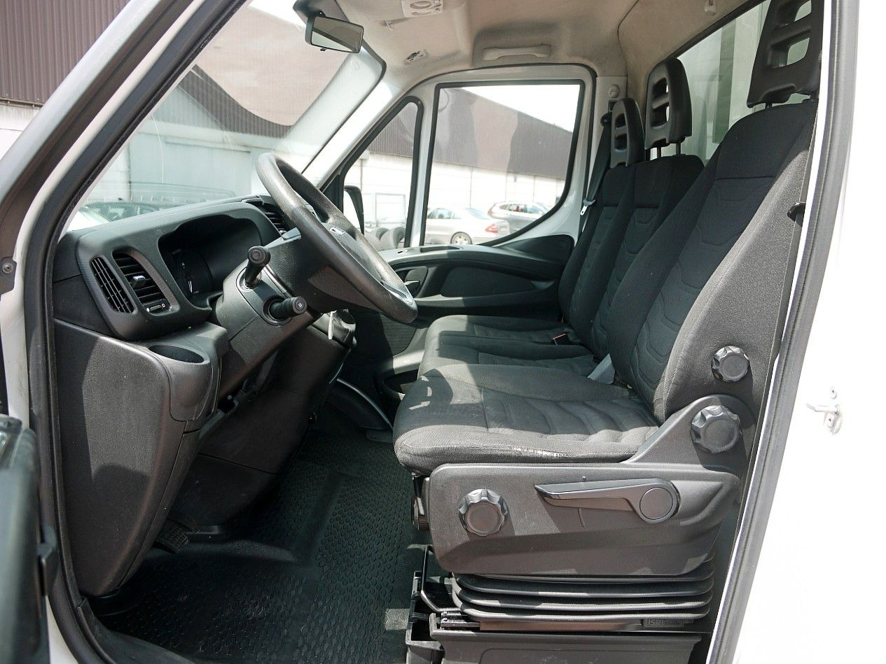 Refrigerated van Iveco 35C13 DAILY KUHLKOFFER CARRIER PULSOR 400 AIRCO: picture 13