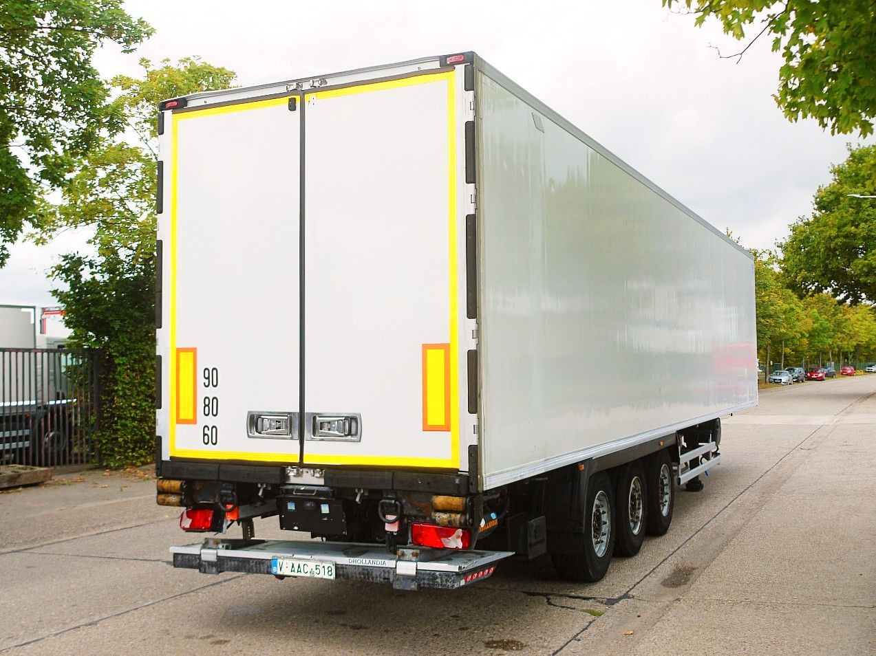 Lamberet CARRIER VECTOR 1950 MULTI TEMP. SAF. LADBORDWAND - Refrigerator semi-trailer: picture 5 Lamberet CARRIER VECTOR 1950 MULTI TEMP. SAF. LADBORDWAND - Refrigerator semi-trailer: picture 5