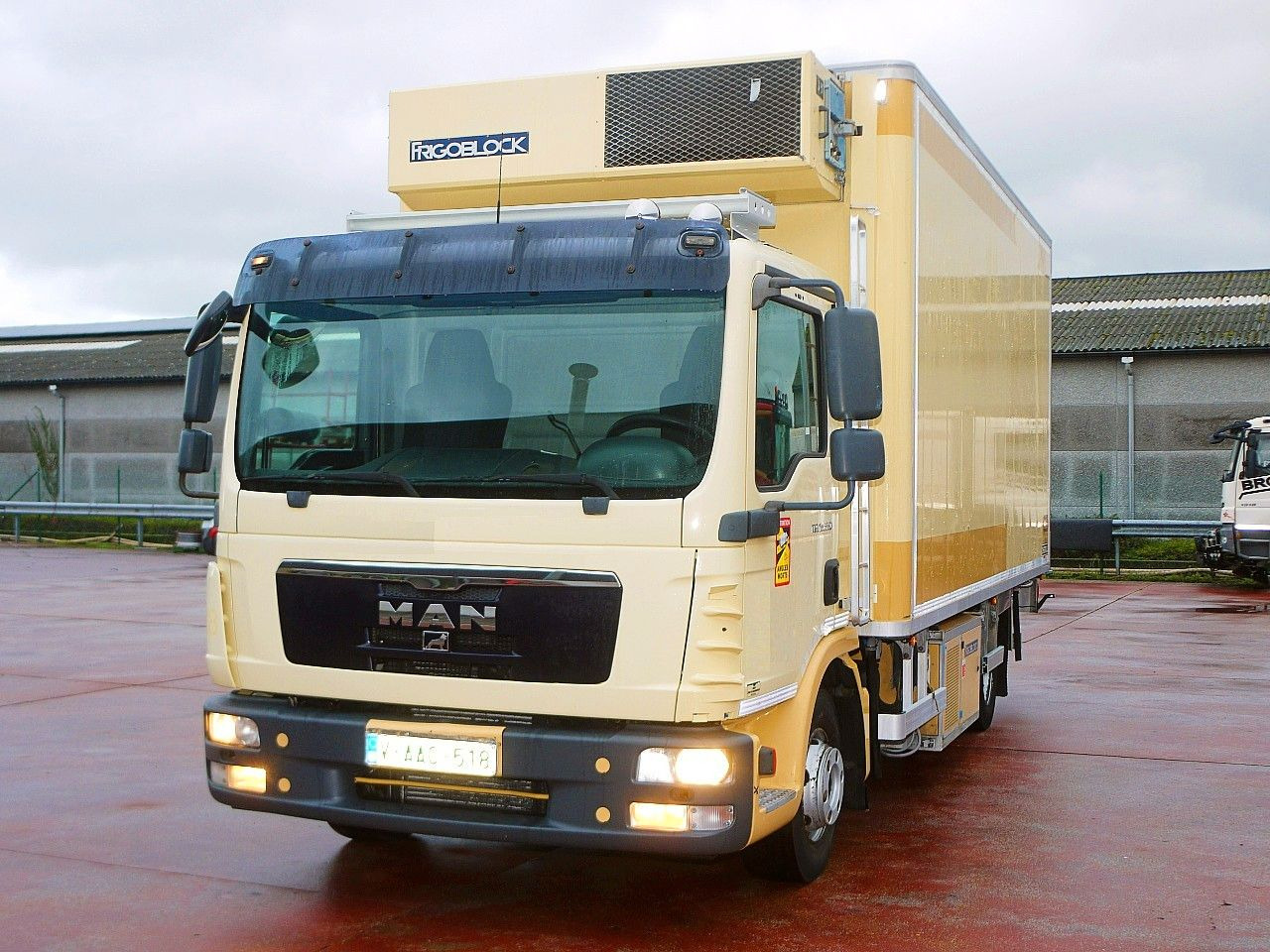 MAN TGL 12.220 KUHLKOFFER CHEREAU FRIGOBLOCK -30C - Refrigerator truck: picture 5 MAN TGL 12.220 KUHLKOFFER CHEREAU FRIGOBLOCK -30C - Refrigerator truck: picture 5