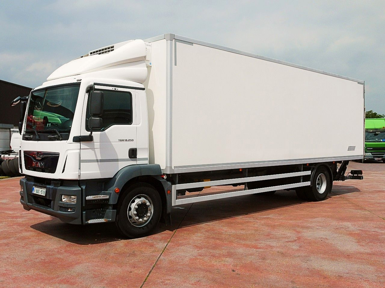 MAN TGM 18.250 KUHLKOFFER THERMOKING V800 MT A/C - Refrigerator truck: picture 4 MAN TGM 18.250 KUHLKOFFER THERMOKING V800 MT A/C - Refrigerator truck: picture 4