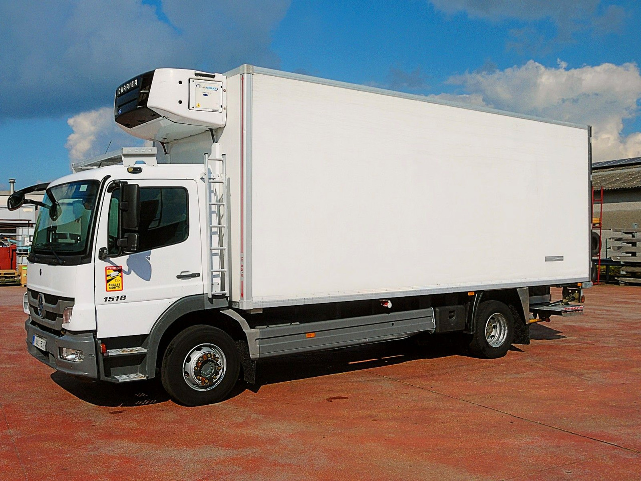 Mercedes-Benz 1518 ATEGO KUHLKOFER CARRIER SUPRA 850 Mult LUFT - Refrigerator truck: picture 4 Mercedes-Benz 1518 ATEGO KUHLKOFER CARRIER SUPRA 850 Mult LUFT - Refrigerator truck: picture 4