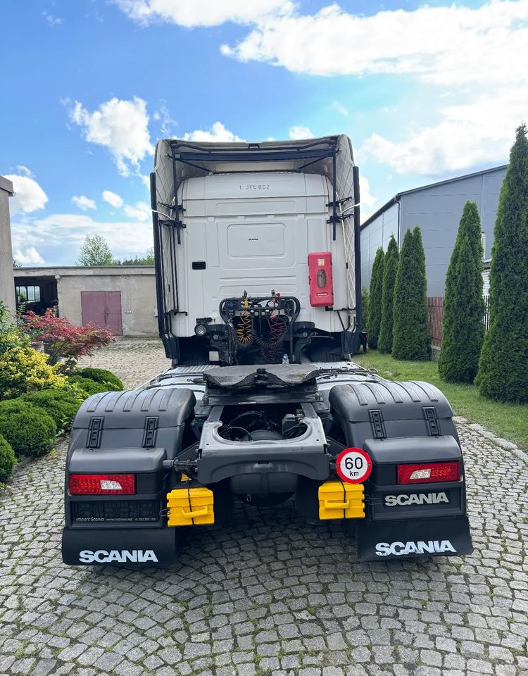 Scania R450 - Tractor unit: picture 5 Scania R450 - Tractor unit: picture 5