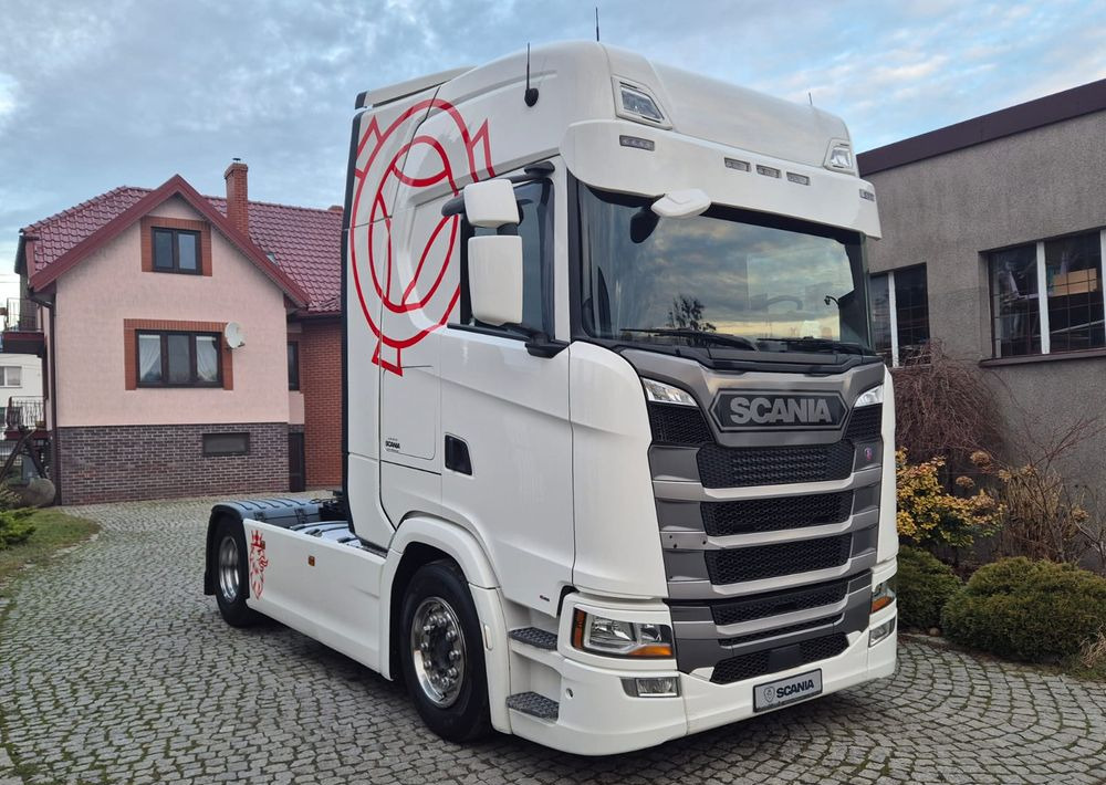 Scania S450 - Tractor unit: picture 3 Scania S450 - Tractor unit: picture 3