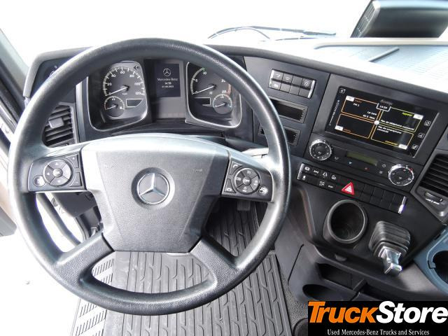 Tractor unit Mercedes-Benz Actros 1843 LS: picture 7