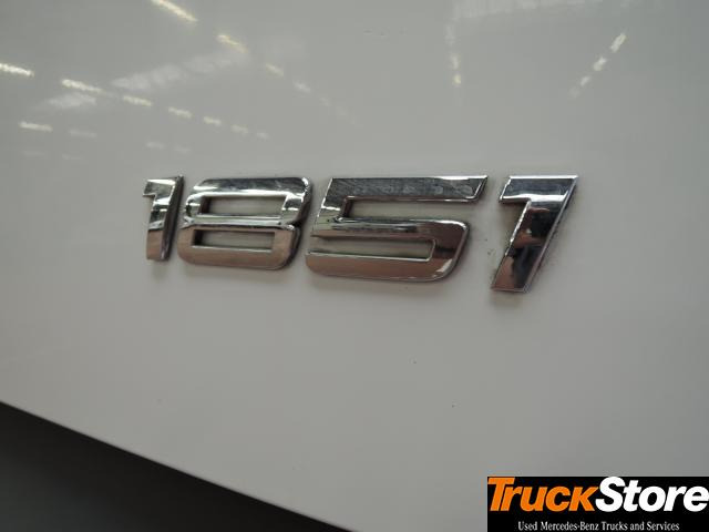 Mercedes-Benz Actros 1851 LS - Tractor unit: picture 2 Mercedes-Benz Actros 1851 LS - Tractor unit: picture 2