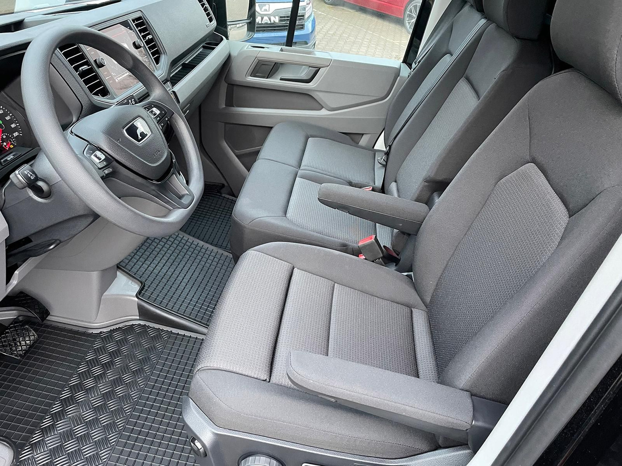 Car MAN TGE 3.160 L3H3 Kasten RWD LED ACC RWD SHZ STANDH: picture 28 Car MAN TGE 3.160 L3H3 Kasten RWD LED ACC RWD SHZ STANDH: picture 28