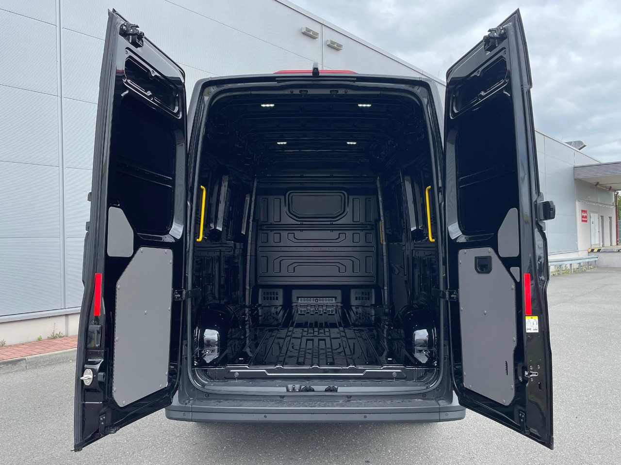 Car MAN TGE 3.160 L3H3 Kasten RWD LED ACC RWD SHZ STANDH: picture 11 Car MAN TGE 3.160 L3H3 Kasten RWD LED ACC RWD SHZ STANDH: picture 11