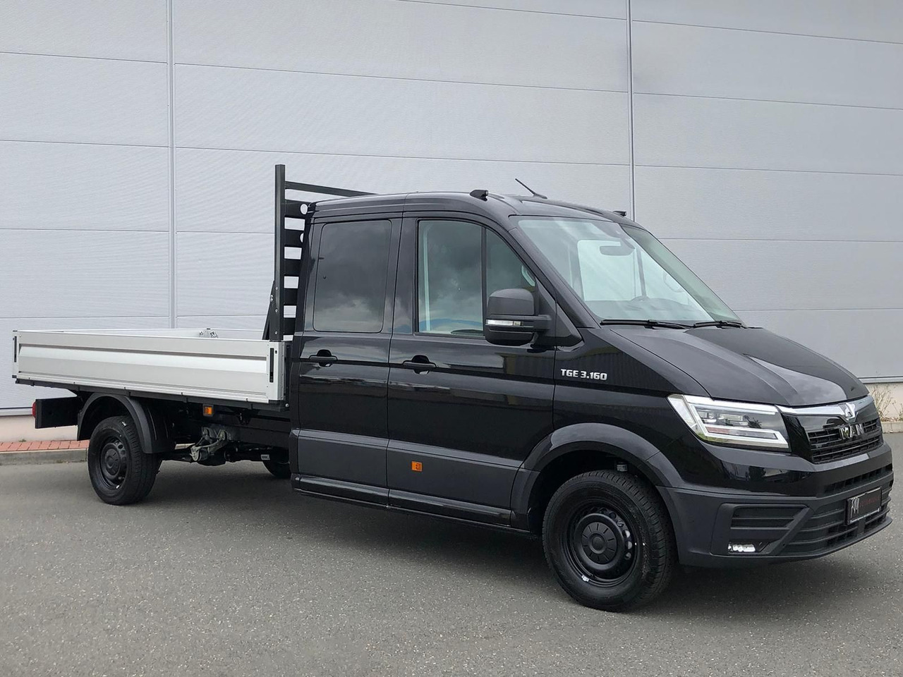 MAN TGE 3.160 Pritsche DOKA LR HECK AHK 3.5t ACC NAV - Open body delivery van, Combi van: picture 2 MAN TGE 3.160 Pritsche DOKA LR HECK AHK 3.5t ACC NAV - Open body delivery van, Combi van: picture 2